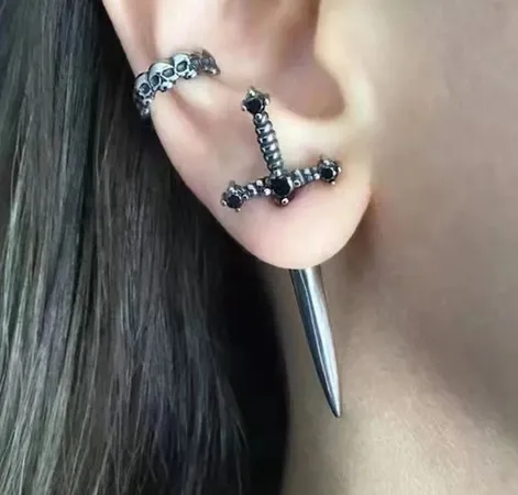 Imagen de producto de: Daga Arete Gotico